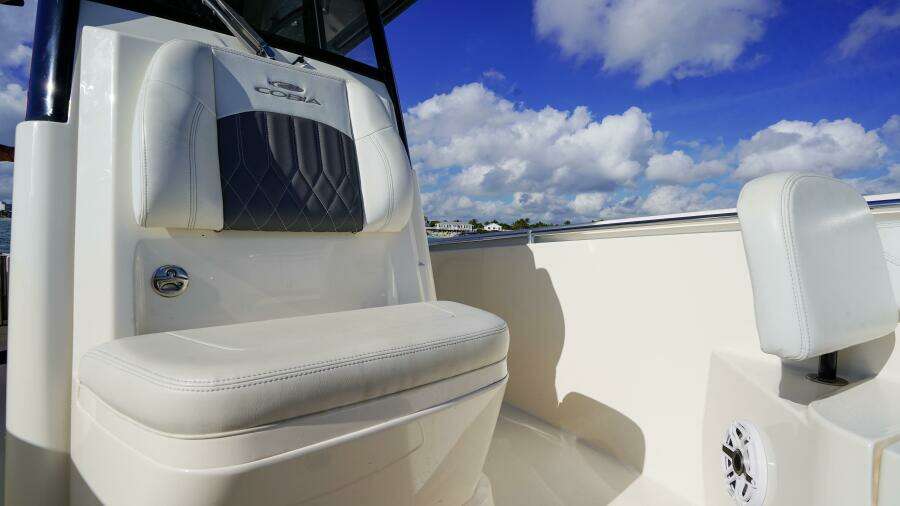 26ft Cobia Yacht For Sale
