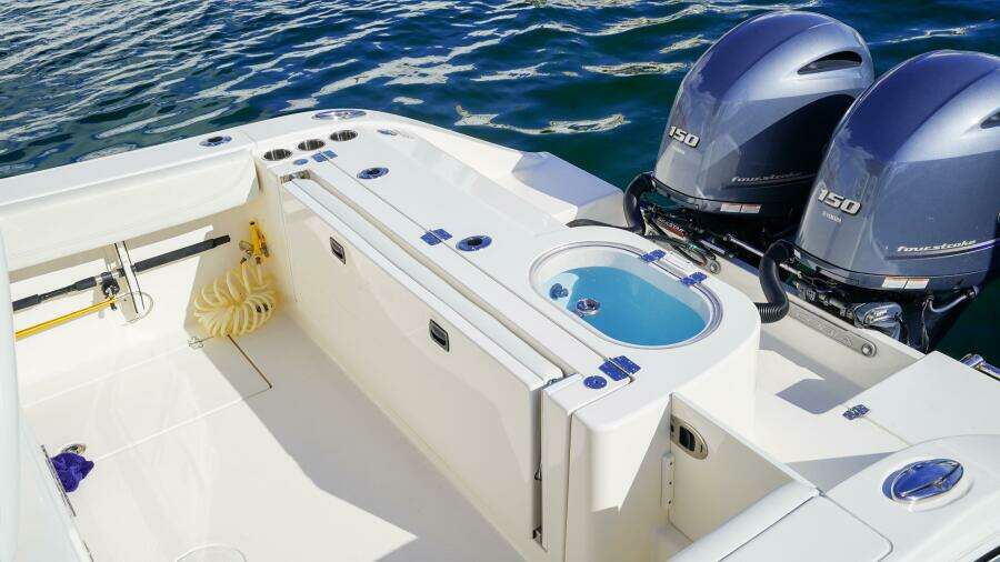 26ft Cobia Yacht For Sale