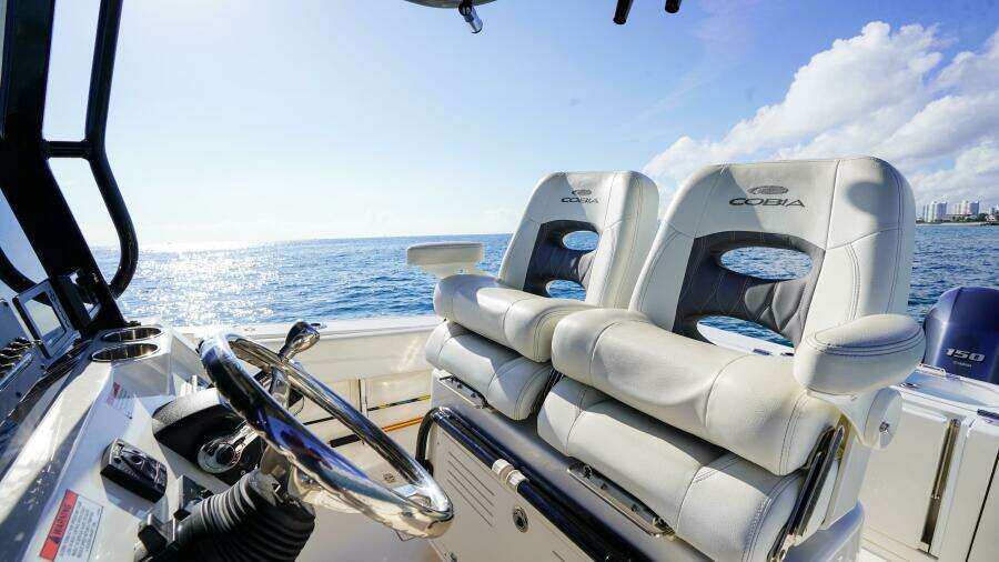 26ft Cobia Yacht For Sale