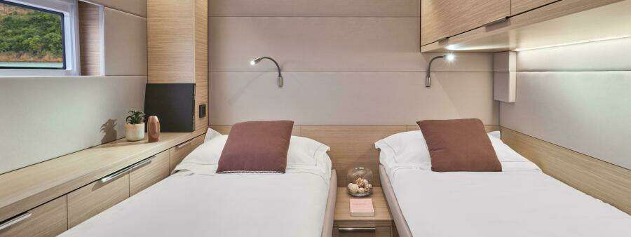 55ft Lagoon Yacht For Sale