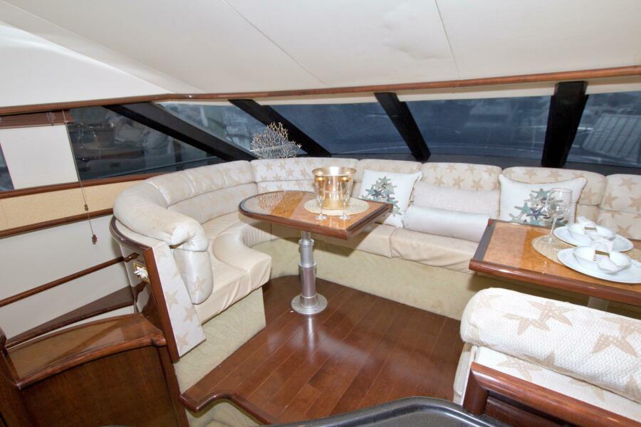 62' 2005 Neptunus 62 Flybridge