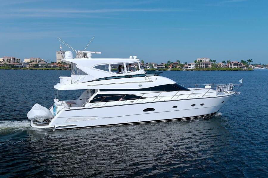 62' 2005 Neptunus 62 Flybridge