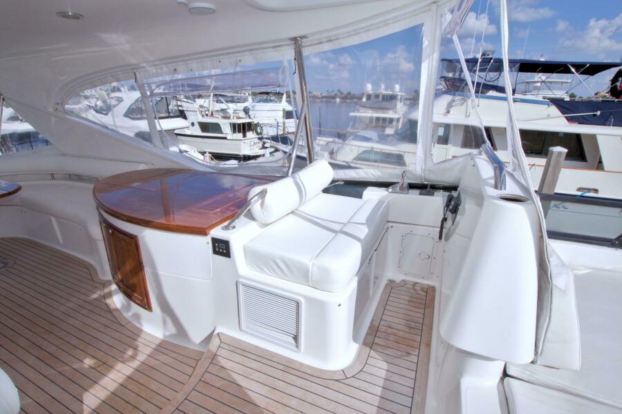 62' 2005 Neptunus 62 Flybridge