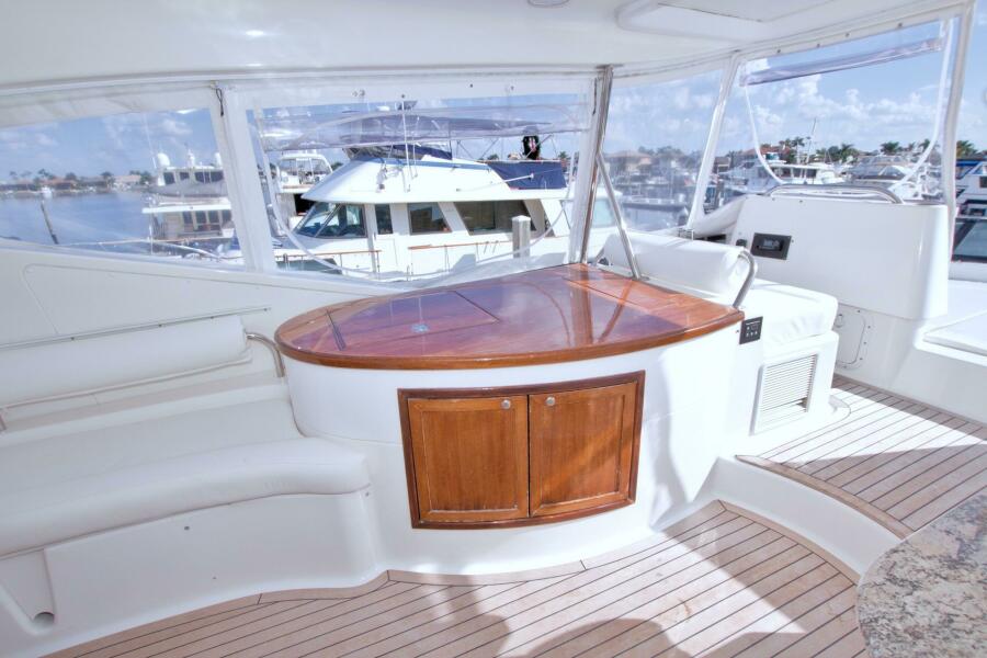 62' 2005 Neptunus 62 Flybridge