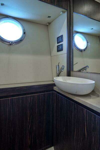 GRATITUDE 72ft Azimut Yacht For Sale