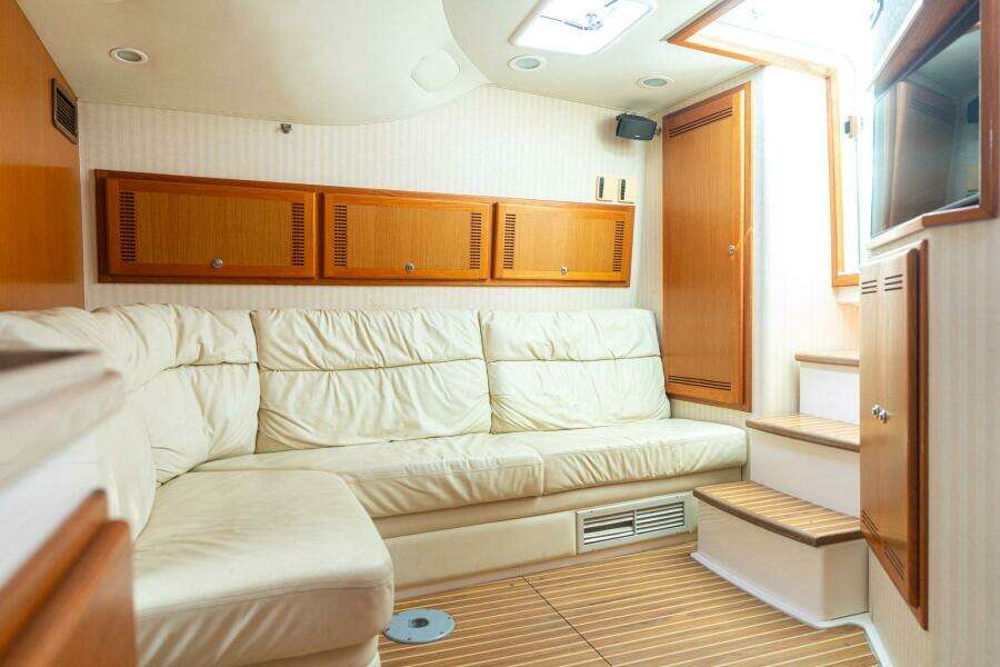 Blue Legend 40ft Cabo Yacht For Sale