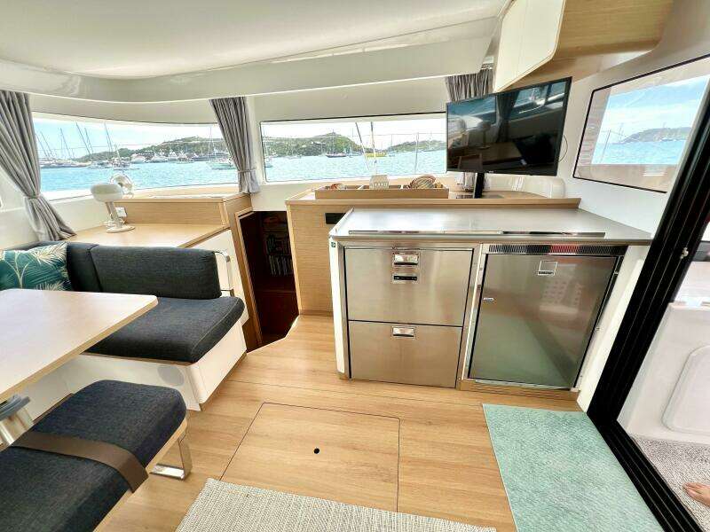 Kweli 44ft Excess Yacht For Sale