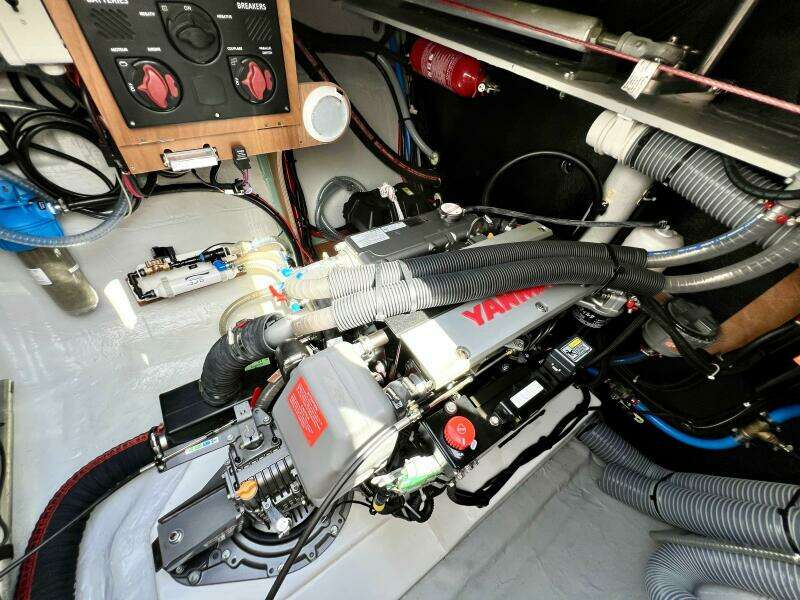 Kweli 44ft Excess Yacht For Sale