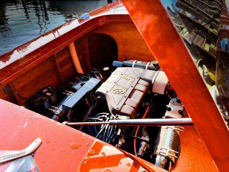 30ft Custom Yacht For Sale