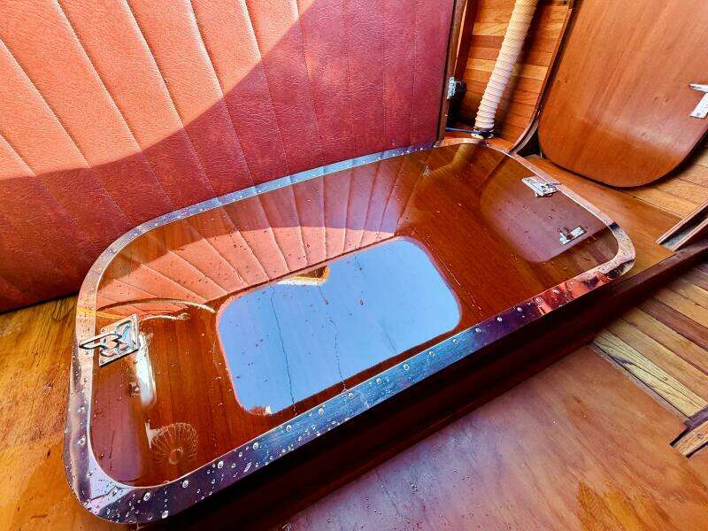 30ft Custom Yacht For Sale