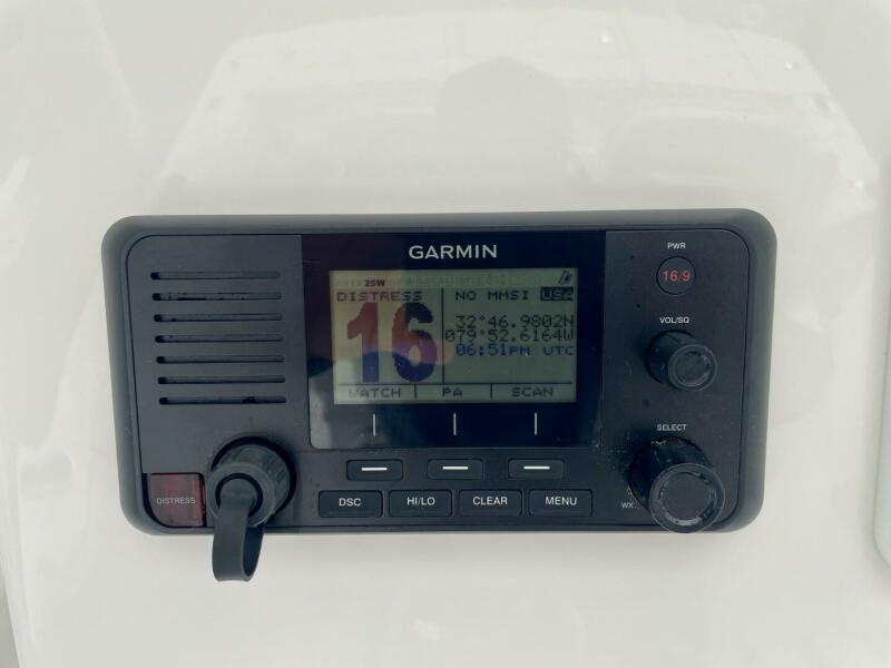 28' 2023 Regulator 28FS