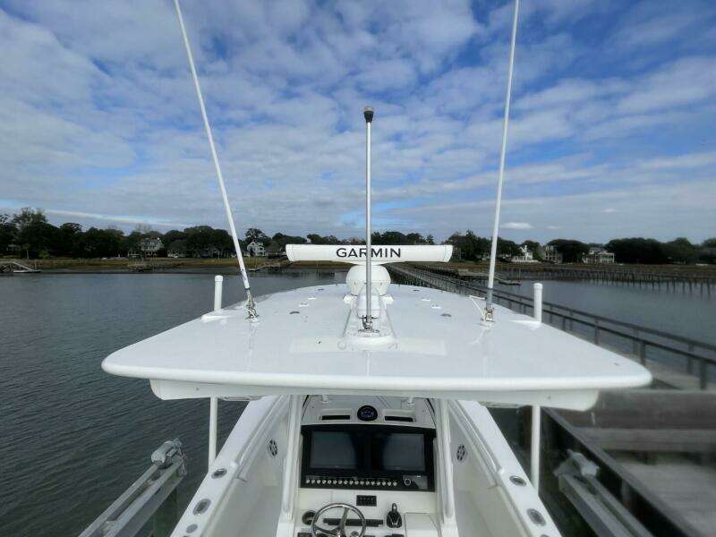 R amp R 28ft Regulator Yacht For Sale