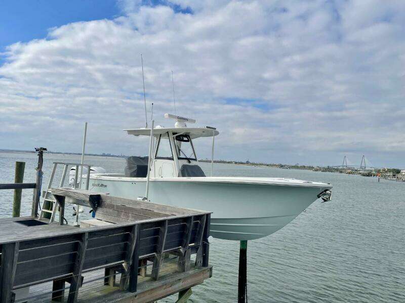 R amp R 28ft Regulator Yacht For Sale