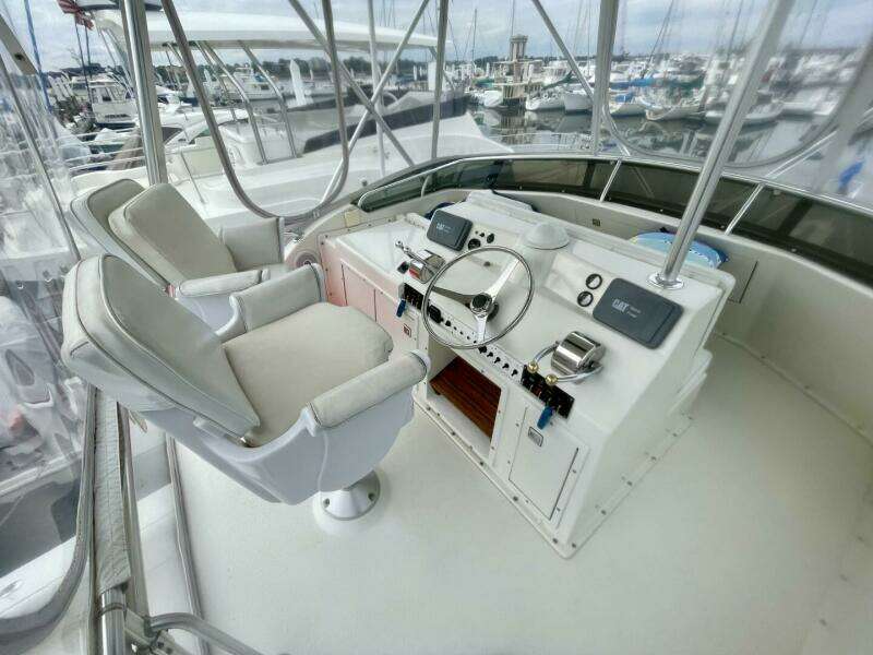 Musn t Touch It 38ft Egg Harbor Yacht For Sale