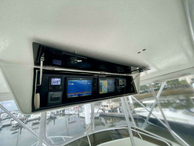 Musn t Touch It 38ft Egg Harbor Yacht For Sale