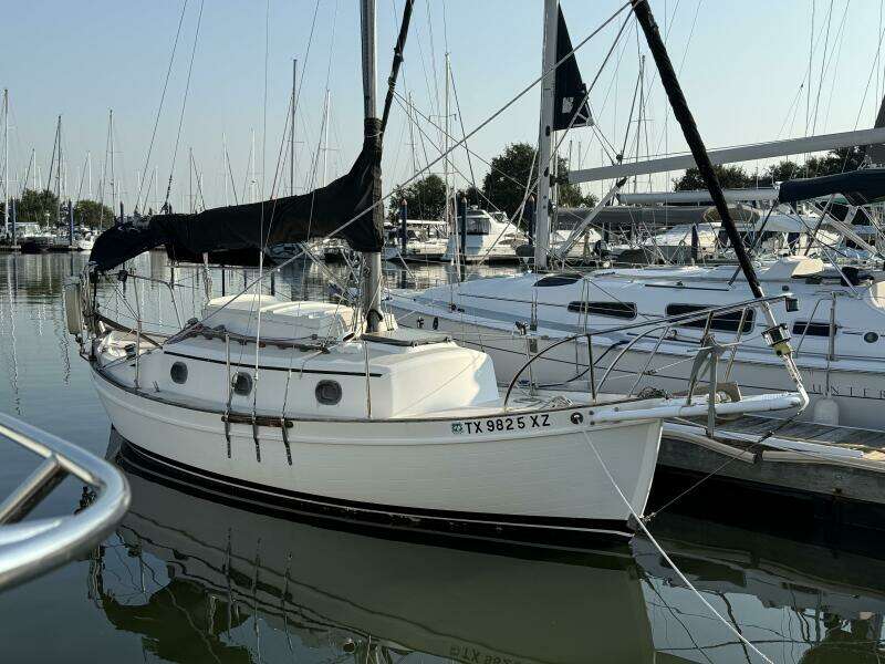 Stardust 25ft Pacific Seacraft Yacht For Sale