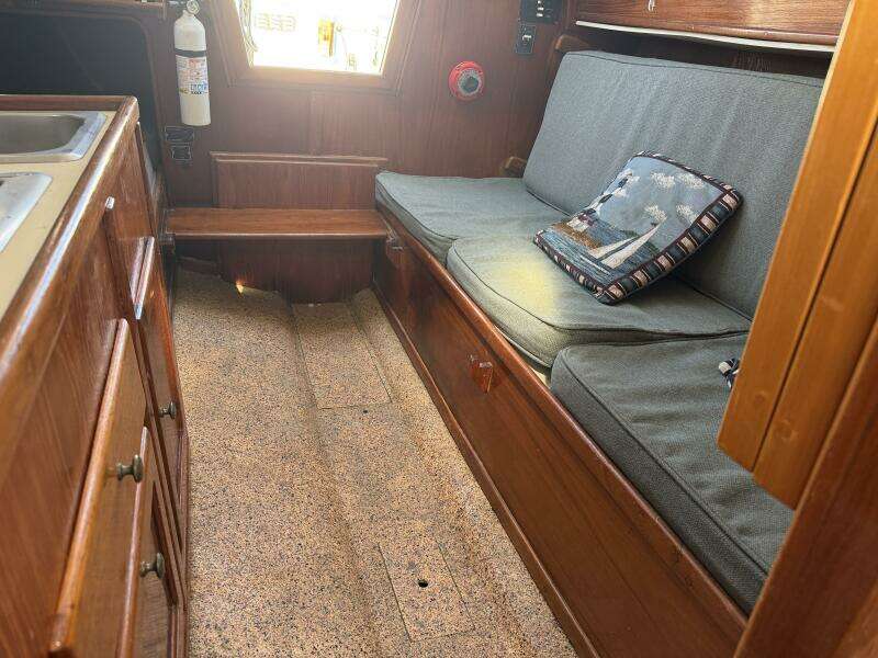 Stardust 25ft Pacific Seacraft Yacht For Sale