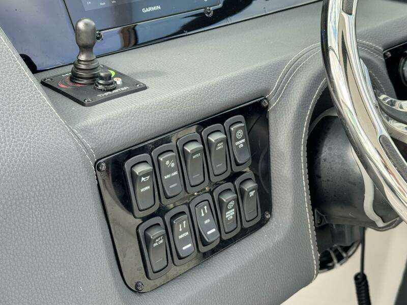 Belle Vie 29ft Regal Yacht For Sale