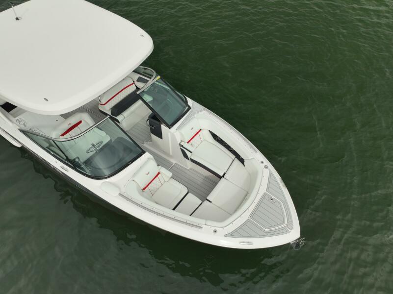 29' 2023 Regal 29 OBX