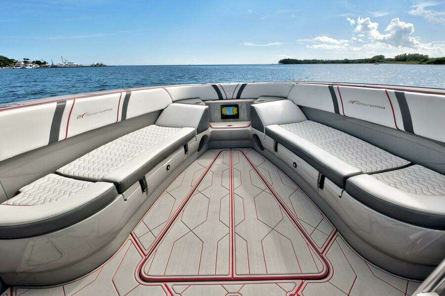 43ft Midnight Express Yacht For Sale