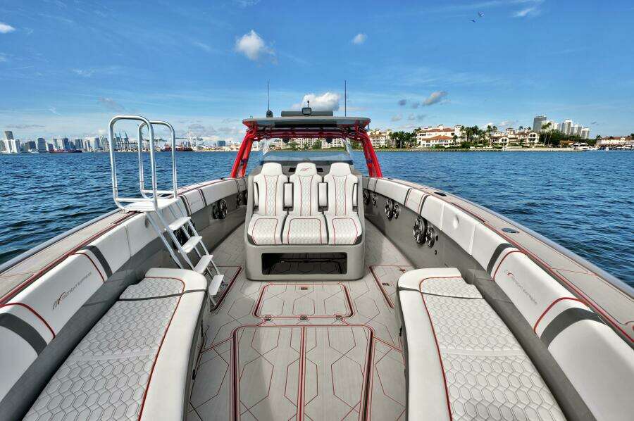 43ft Midnight Express Yacht For Sale