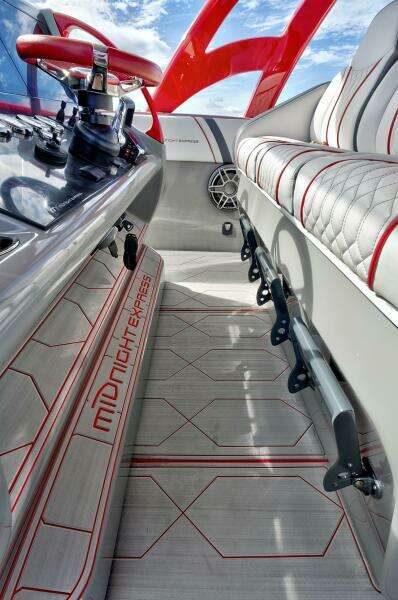 43ft Midnight Express Yacht For Sale