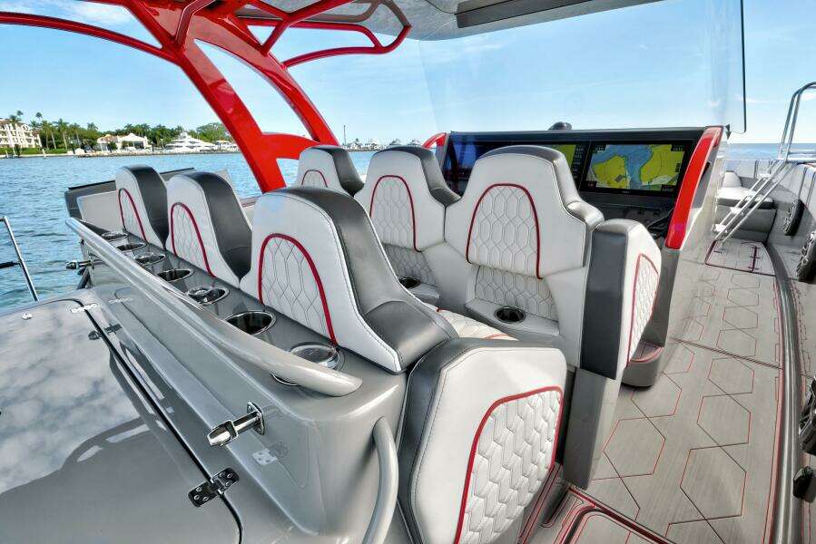 43ft Midnight Express Yacht For Sale