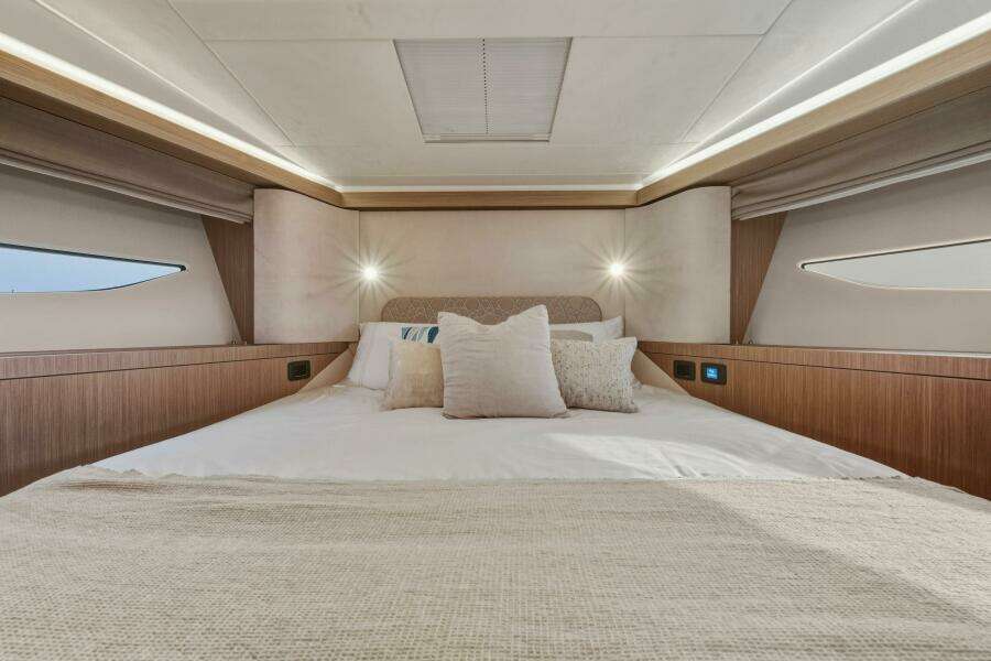 New Prestige F4 3 43ft Prestige Yacht For Sale