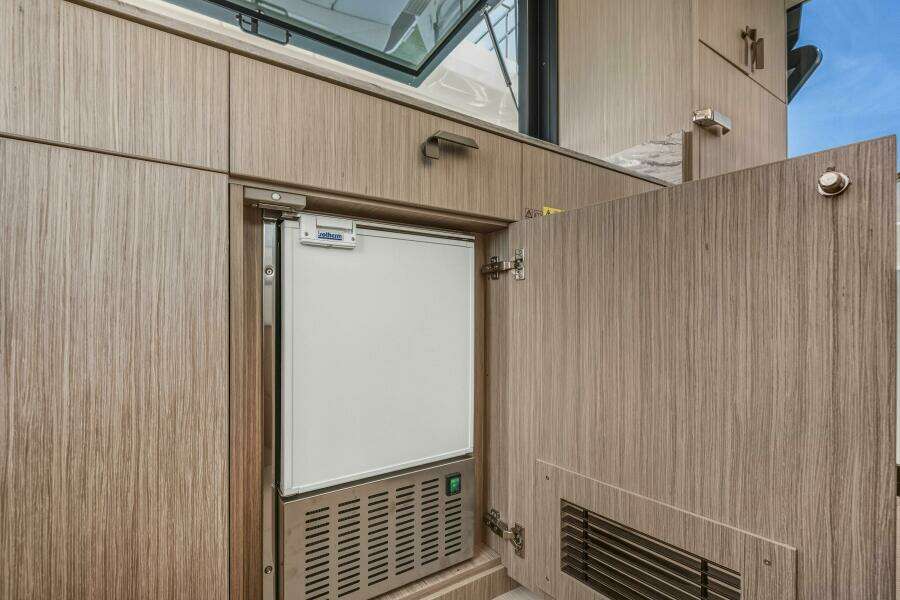 New Prestige F4 3 43ft Prestige Yacht For Sale