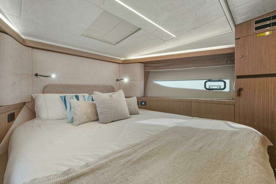 New Prestige F4 3 43ft Prestige Yacht For Sale