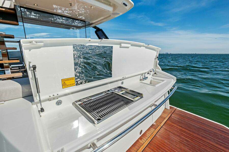 New Prestige F4 3 43ft Prestige Yacht For Sale