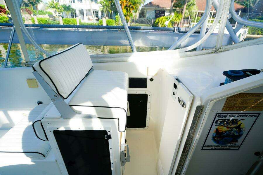 BOBCAT 30ft Powercat Yacht For Sale