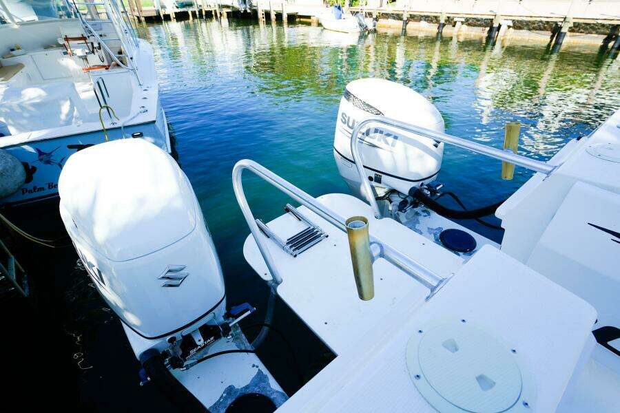 BOBCAT 30ft Powercat Yacht For Sale
