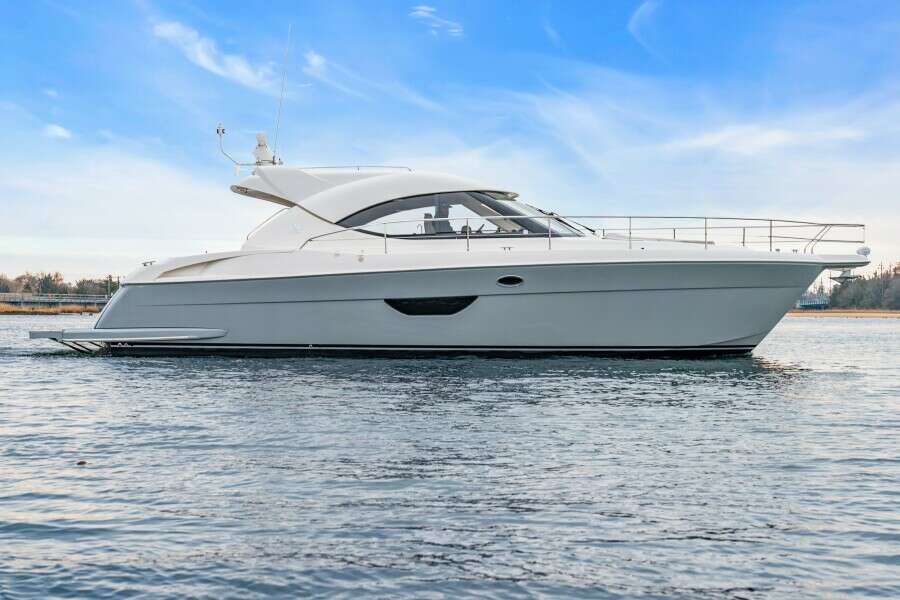 AYEROLLER 44ft Riviera Yacht For Sale