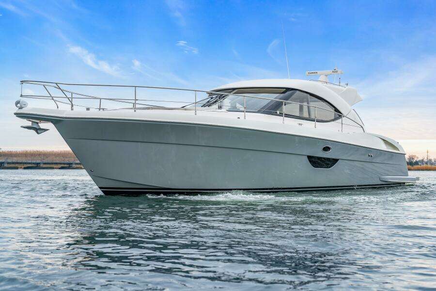 AYEROLLER 44ft Riviera Yacht For Sale