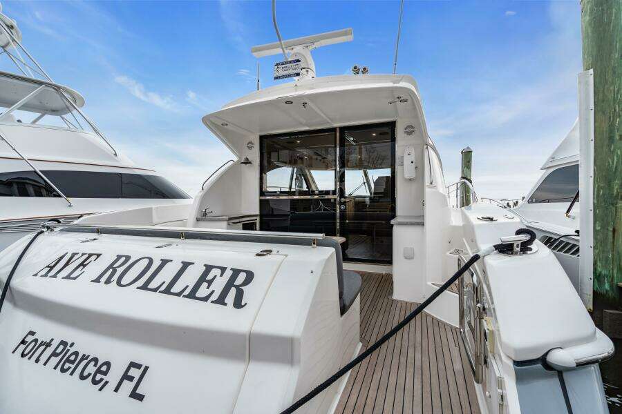 AYEROLLER 44ft Riviera Yacht For Sale