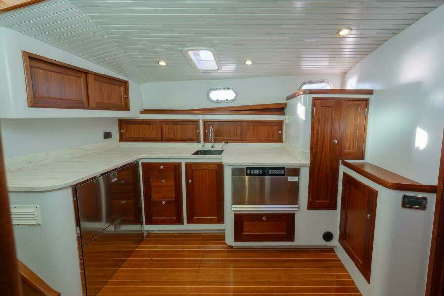 LU ELLA B 50ft New England Boatworks Yacht For Sale