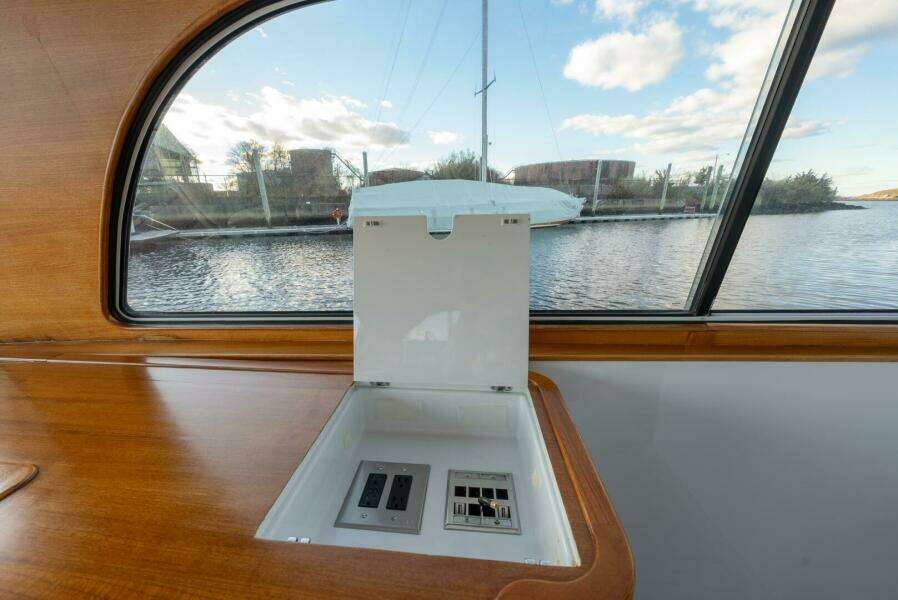 LU ELLA B 50ft New England Boatworks Yacht For Sale