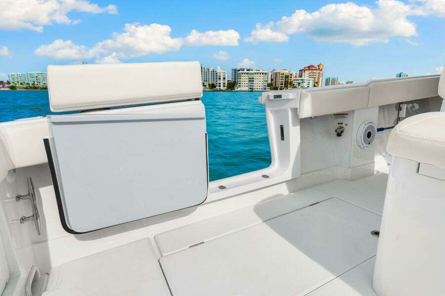 Ursus 34ft Jupiter Yacht For Sale