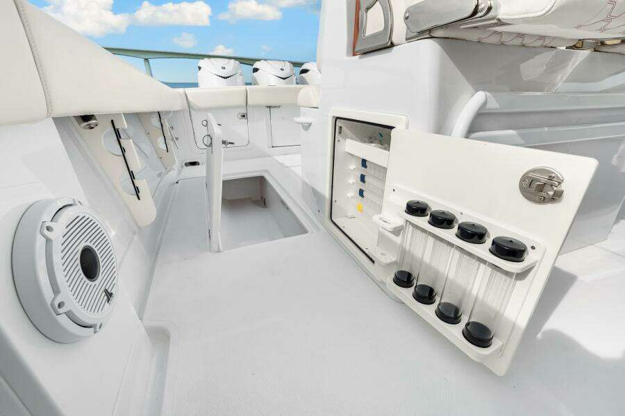 Ursus 34ft Jupiter Yacht For Sale