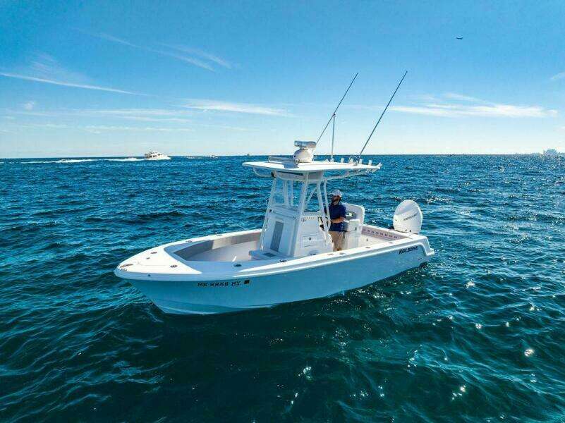 23ft Reef Runner Yacht For Sale