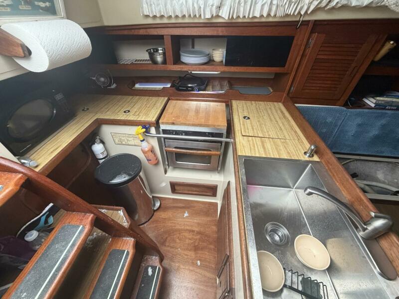 36' 1985 Catalina Catalina 36-1