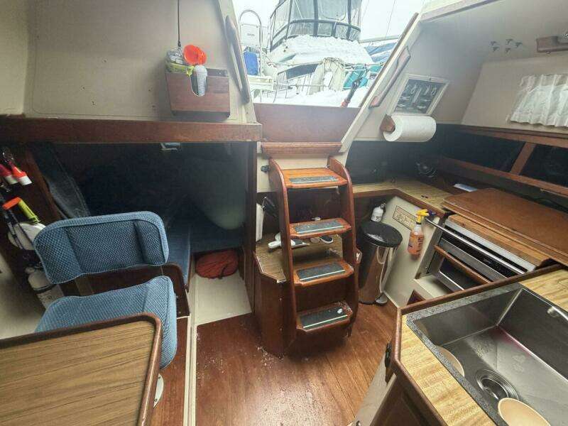 Unsightly 36ft Catalina Yacht For Sale