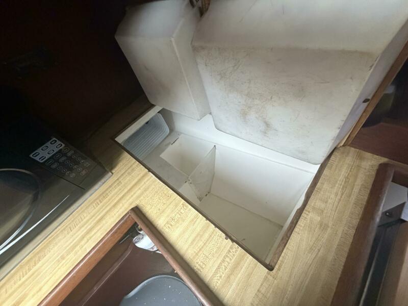 36' 1985 Catalina Catalina 36-1