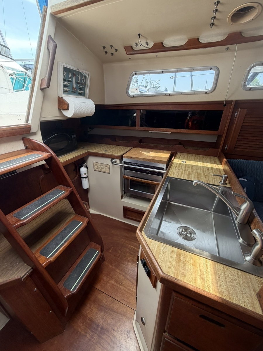 1985 Catalina Catalina 36-1