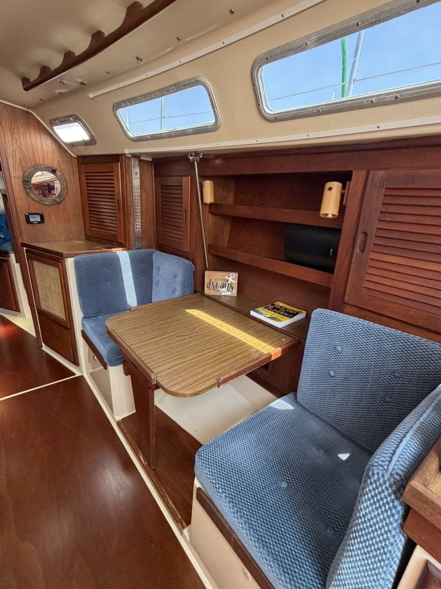 1985 Catalina Catalina 36-1