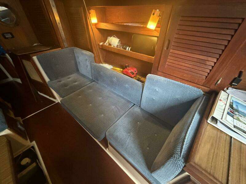 Unsightly 36ft Catalina Yacht For Sale