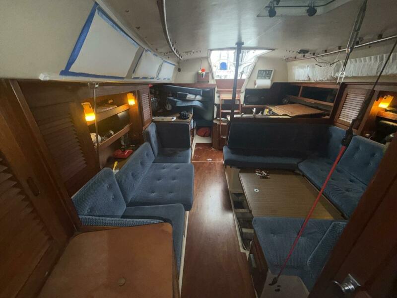 36' 1985 Catalina Catalina 36-1