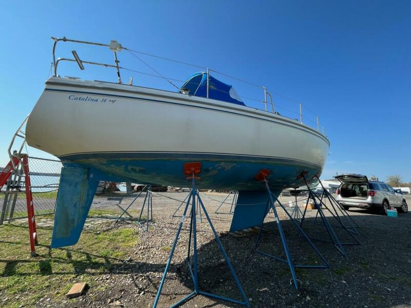 36' 1985 Catalina Catalina 36-1