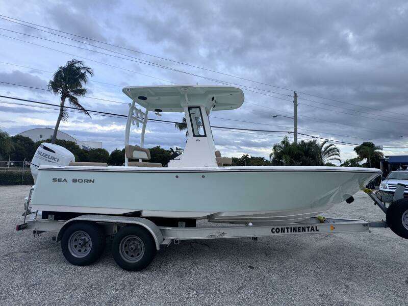 22ft Sea Born Yacht For Sale